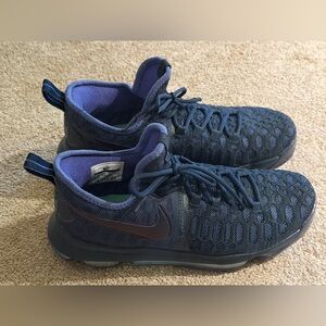 Nike Zoom KD 9 Dark Purple Dust Obsidian 843392-450 Size 9.5 men